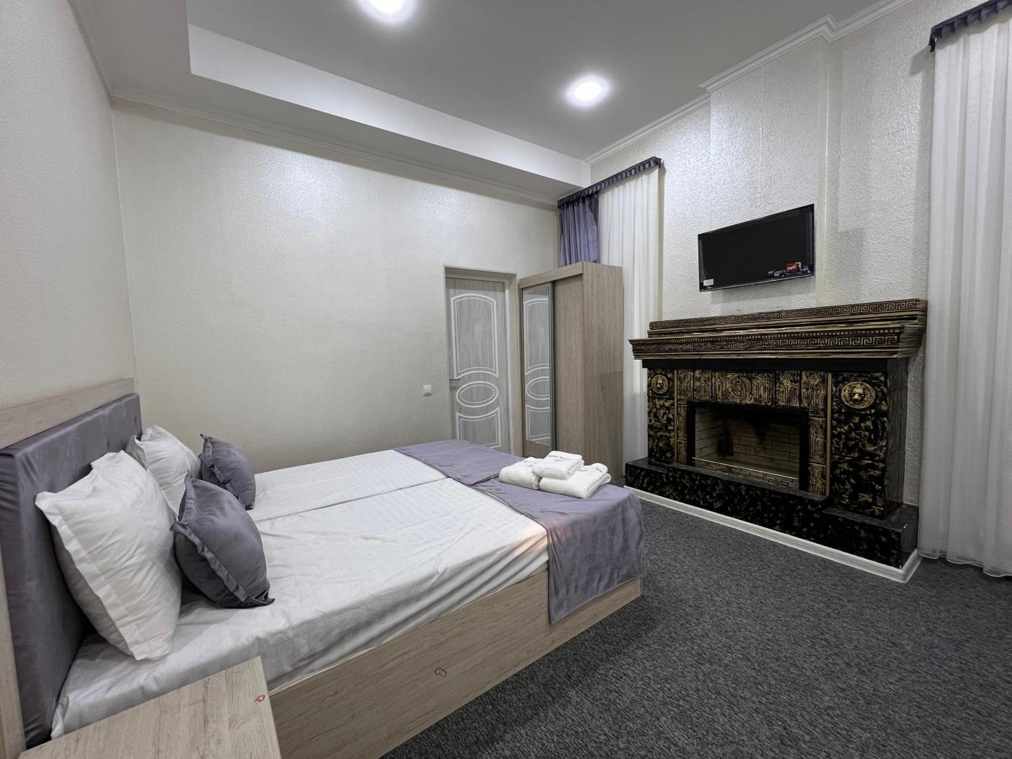 Art Tashkent Hotel エクステリア 写真